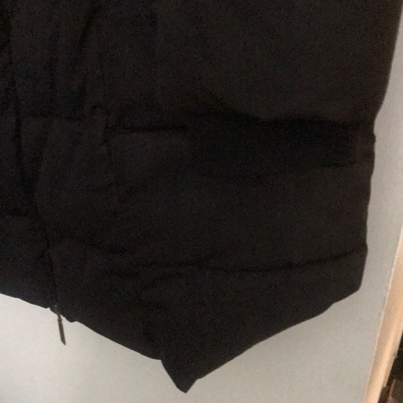 Red X outerwear fits like a 1X warm winter puffer - Picture 4 of 5